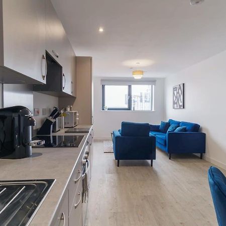 Stunning 2 Bed Apartment In Salford With Views Manchester Exteriér fotografie